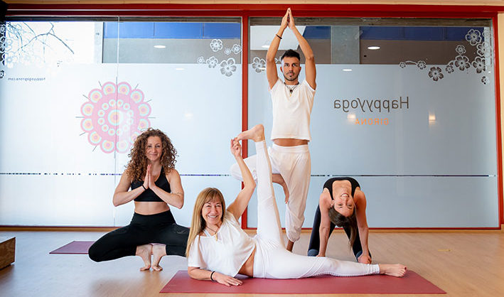escola ioga centre yoga girona formació professors classes setmana prova